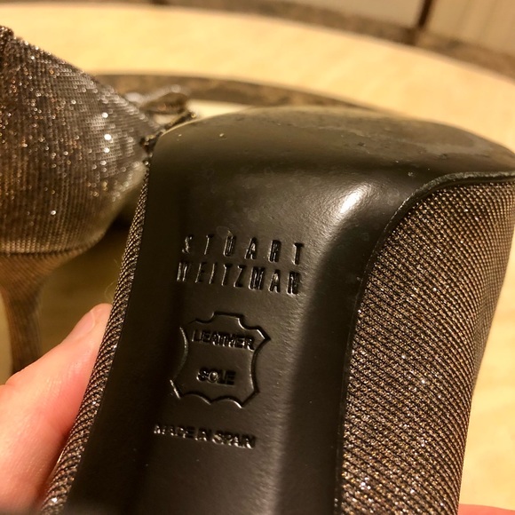 Auth STUART WEITZMAN Metallic Peep-Toe Pumps Size: 8 - Picture 6 of 8